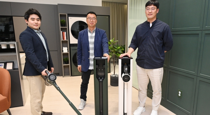 [Herald Interview] LG automates vacuum cleaner dust removal