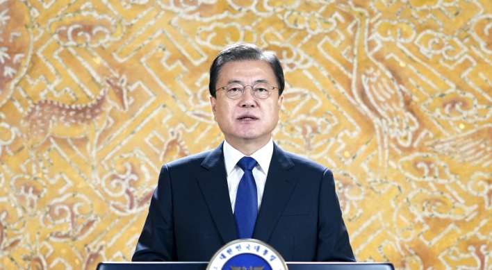 Moon vows continued efforts to resolve comfort women issue on memorial day