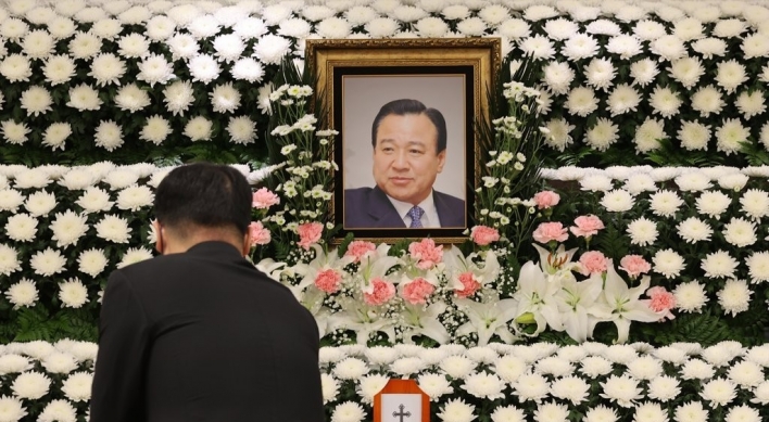 Former Prime Minister Lee Wan-koo dies at 71