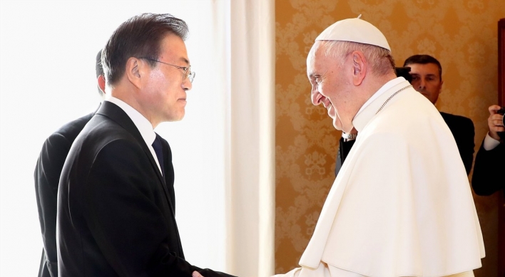 Moon set to meet Pope Francis at Vatican