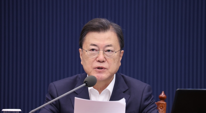 Moon calls for revision of laws on workplace harassment at civil service