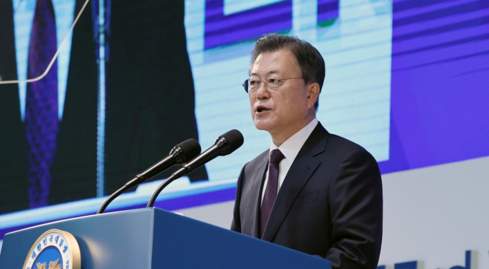 Moon to meet conglomerate heads later this month: reports