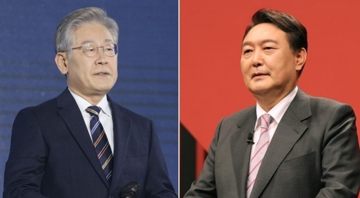 Yoon, Lee neck-and-neck at 42% vs. 40.6% in presidential poll