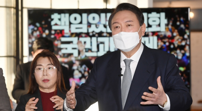 [Election 2022] Yoon pledges 1 million won monthly subsidy for childbirth