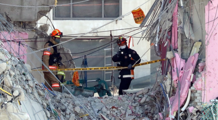 Rescuers locate body of presumably last missing worker at Gwangju construction accident site