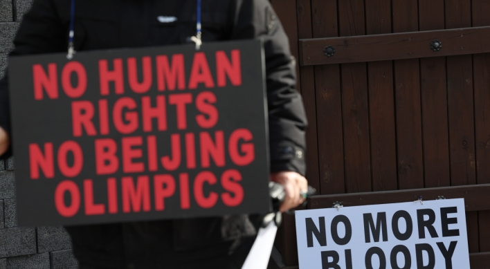 Olympic-sparked anti-Chinese sentiment rises as political issue