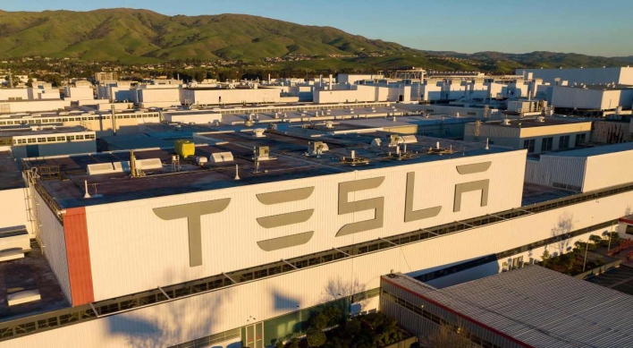 Tesla faces FTC sanction over alleged fiddling with battery performance