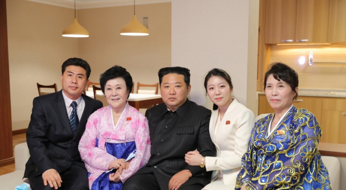 N. Korea marks late founder's birth anniv. with completion of riverside apartments