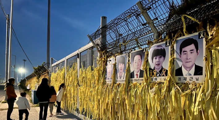 [From the Scene] Sewol ferry disaster lives on in memories