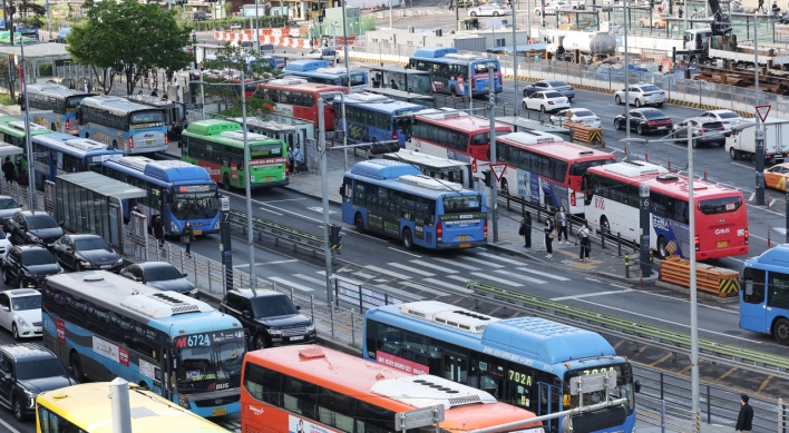Bus drivers withdraw strike in Seoul, buses continue to operate normally