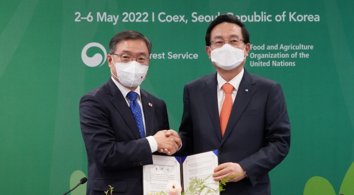 KFS-Woori Financial Group agrees to cooperate for carbon-neutral, ESG management