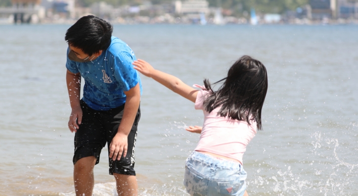 S. Korea experienced second warmest April on record