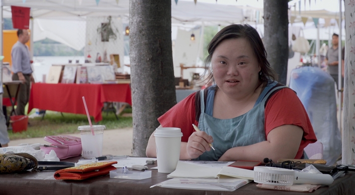‘Please Make Me Look Pretty’ shows bright side of woman with Down syndrome