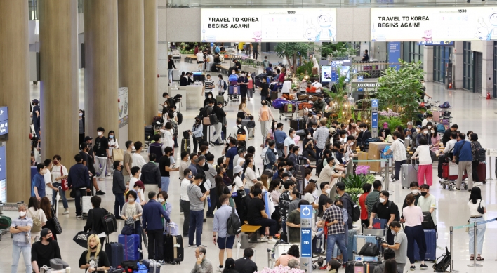 No. overseas travelers surpasses 1 million mark in June