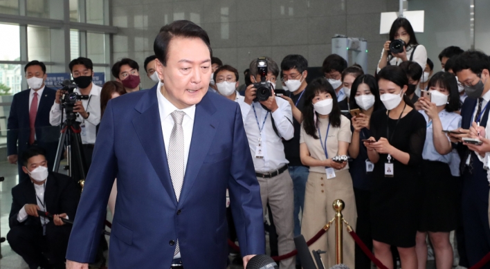 Controversies cut short Yoon administration ‘honeymoon’