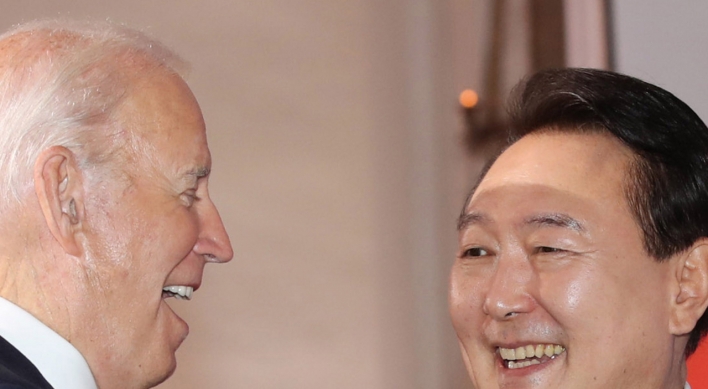 Yoon asks Biden to resolve S. Korea's concerns over Inflation Reduction Act