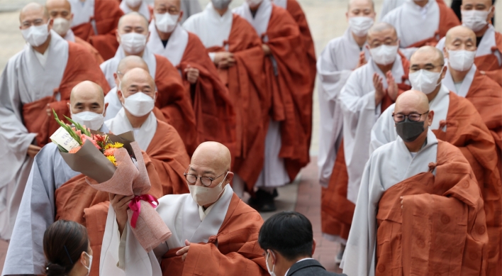 Buddhist Jogye Order's new executive chief takes office