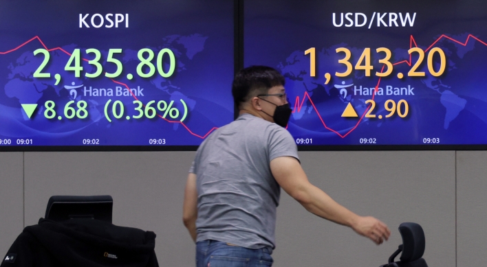 Seoul shares open lower on Fed's rate hike woes
