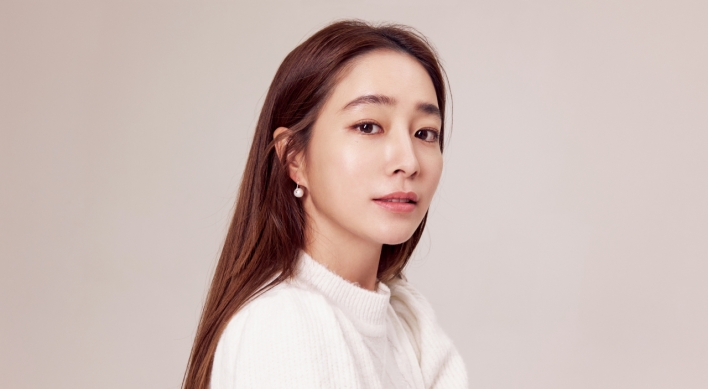[Herald Interview] Lee Min-jung wants to deliver heartwarming, universal message through ‘Switch’