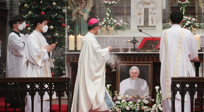 Memorial Mass for late Pope Benedict XVI held in S. Korea