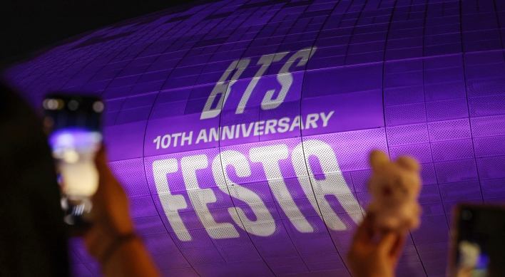 Seoul on high alert as some 300,000 expected at BTS Festa on Saturday