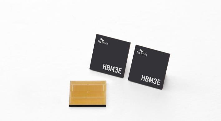 SK hynix becomes first to mass produce HBM3E chips
