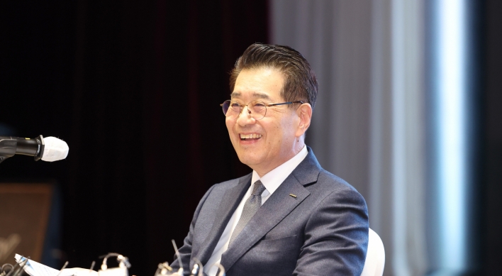 Chang In-wha takes helm at Posco