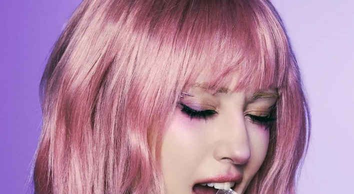 [Weekender] Why aren't K-pop stars cashing in on cosmetics?