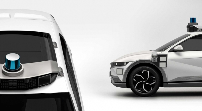 Hyundai-backed Motional’s struggles deepen as Tesla eyes August robotaxi debut
