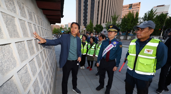 Police arrest mastermind behind last year's palace vandalism