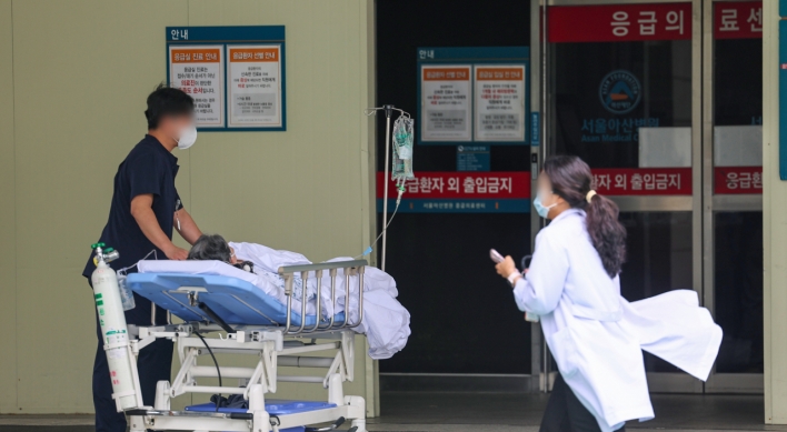 Of the emergency patients being turned away by hospitals, 40% were due to doctor shortage