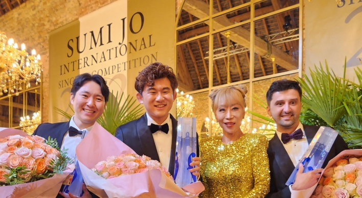 Baritone Li Zihao wins top prize at 1st Sumi Jo International Singing Competition