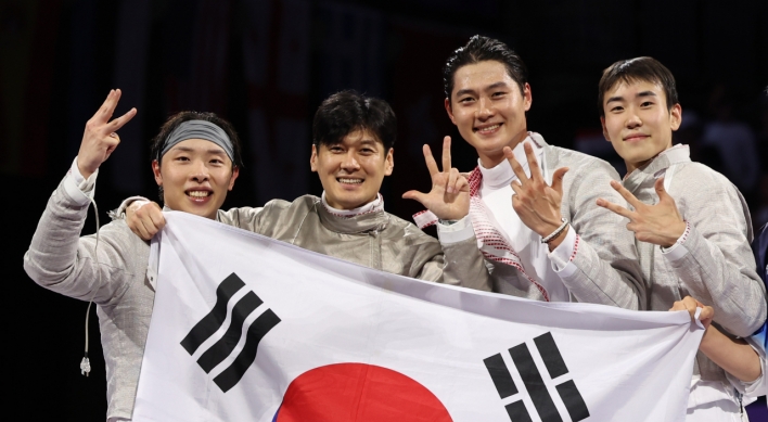 S. Korea wins 3rd consecutive gold in men's sabre fencing team event