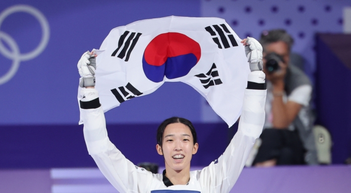 Underdog Kim Yu-jin beats odds to climb to top of taekwondo world in Paris