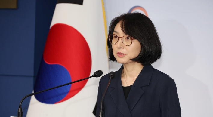 Korea mulls service fee hike for 1,000 critical surgeries