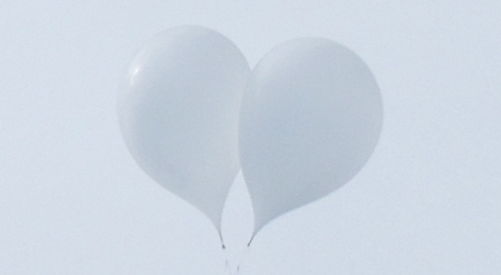 NK resumes trash balloon campaign, 25th launch this year