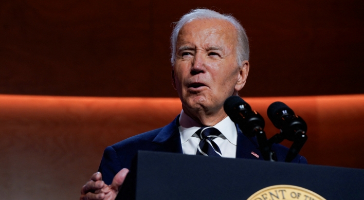 Biden proposes holding trilateral summit this year