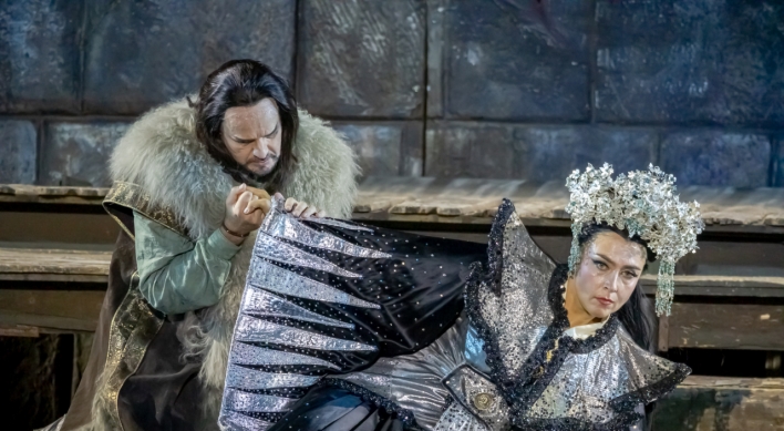 Poor venue management takes away chance for 'Turandot' to shine