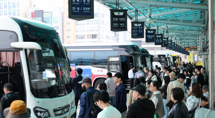 Ticketing system error disrupts bus terminals across nation