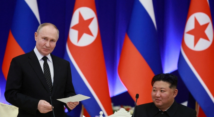 Putin finalizes N. Korea defense deal