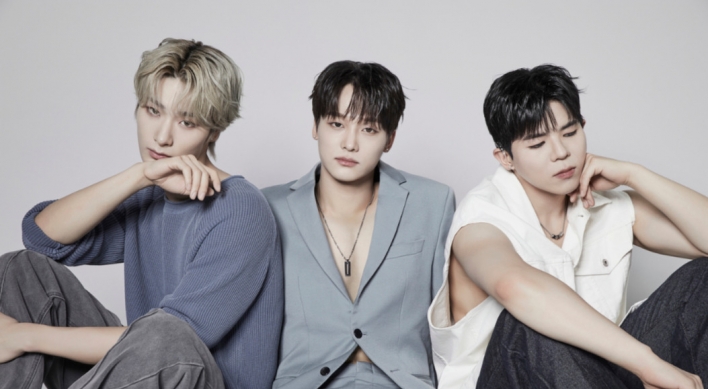 Deaf K-pop trio Big Ocean reach out to global fans with first EP 'Follow'