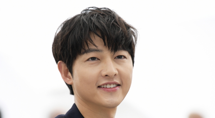 Actor Song Joong-ki welcomes second child in Rome