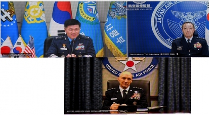 Top air force commanders of S. Korea, US, Japan discuss cooperation