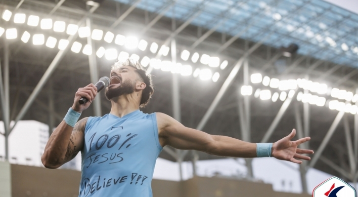 Daegu FC coach seeks balanced attack after Brazilian stars save day