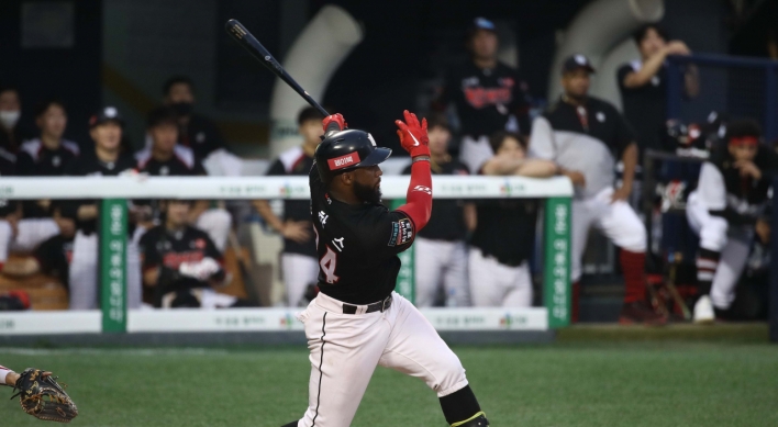 Wiz re-sign former KBO MVP Rojas