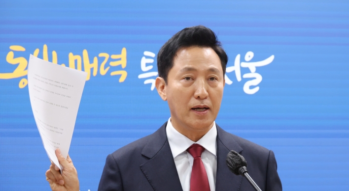 Seoul mayor to file charges against power broker Myung Tae-kyun, news outlets