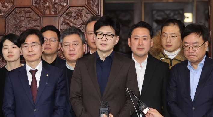 Ruling party chair urges President Yoon Suk Yeol to dismiss defense minister