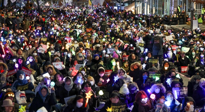 Rallies for Yoon's impeachment held day before impeachment vote