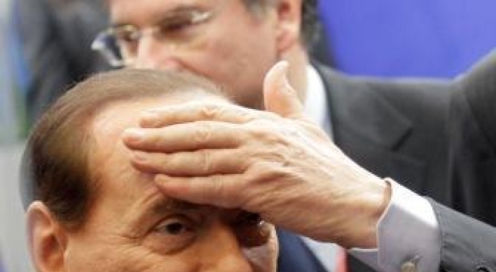 Prosecutors: Berlusconi had many prostitutes