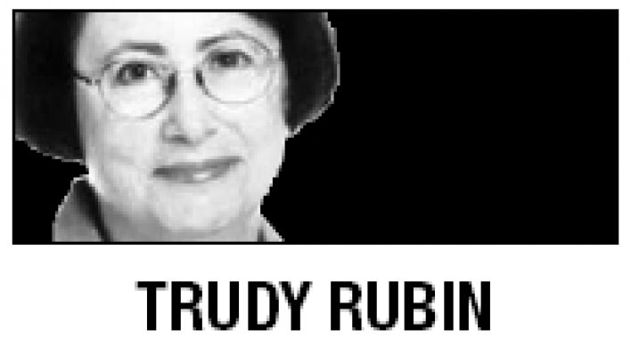 [Trudy Rubin] Two attacks on political moderation